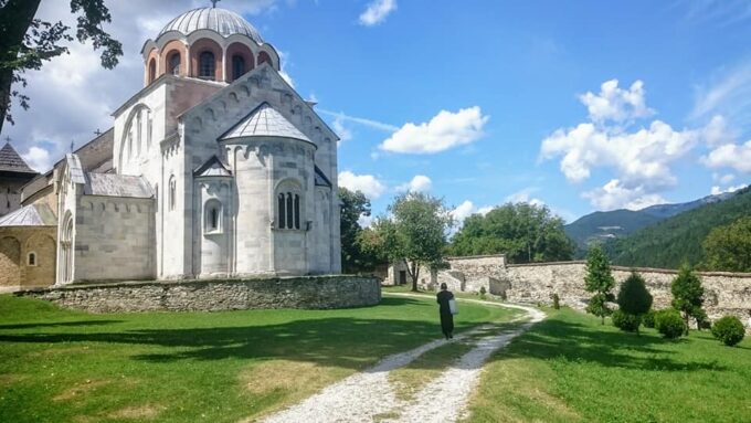 セルビア修道院めぐり（1）ストゥデニツァ修道院（Manastir Studenica）